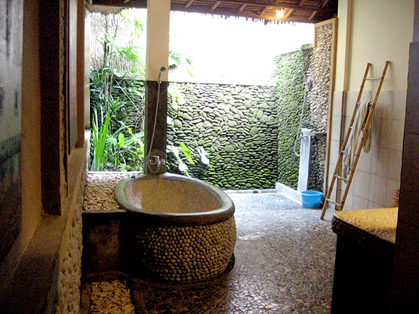 ネファタリのVilla Mitir バスルーム