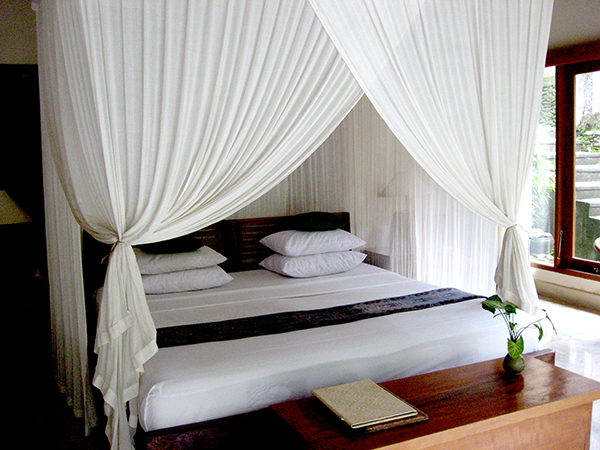ネファタリのVilla Mitir ベッド