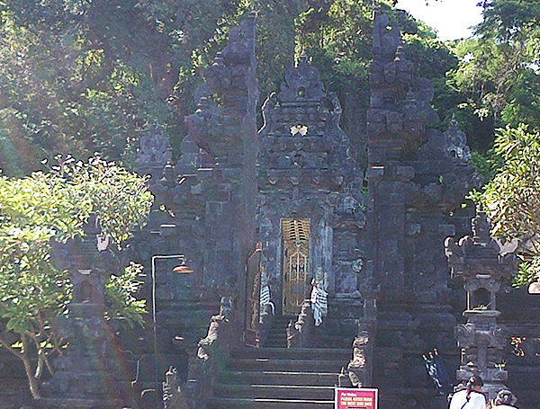ゴアラワ寺院 Pura Goa Lawah