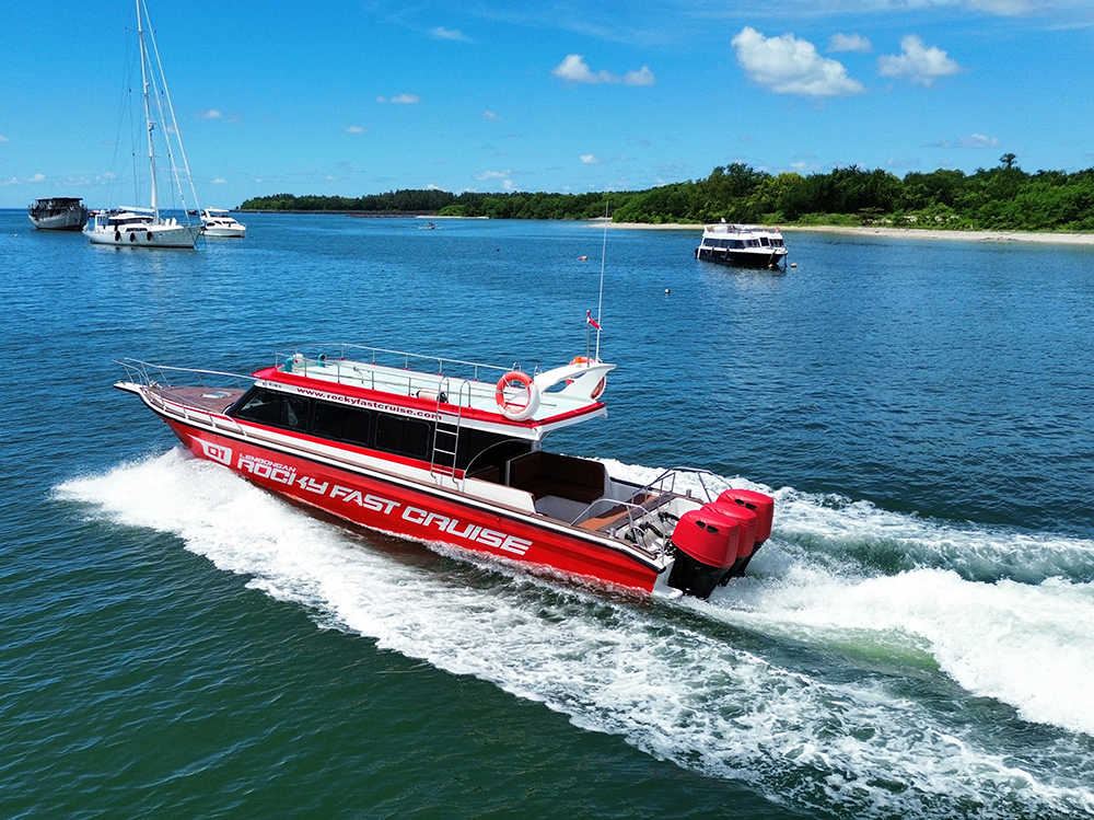 ロッキースピードボート