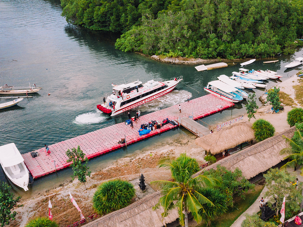 ロッキースピードボート